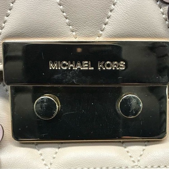Michael Kors Leather NWOT 
Flora Applique Sloan Shoulder
Bag in Oyster sold - Picture 6 of 9